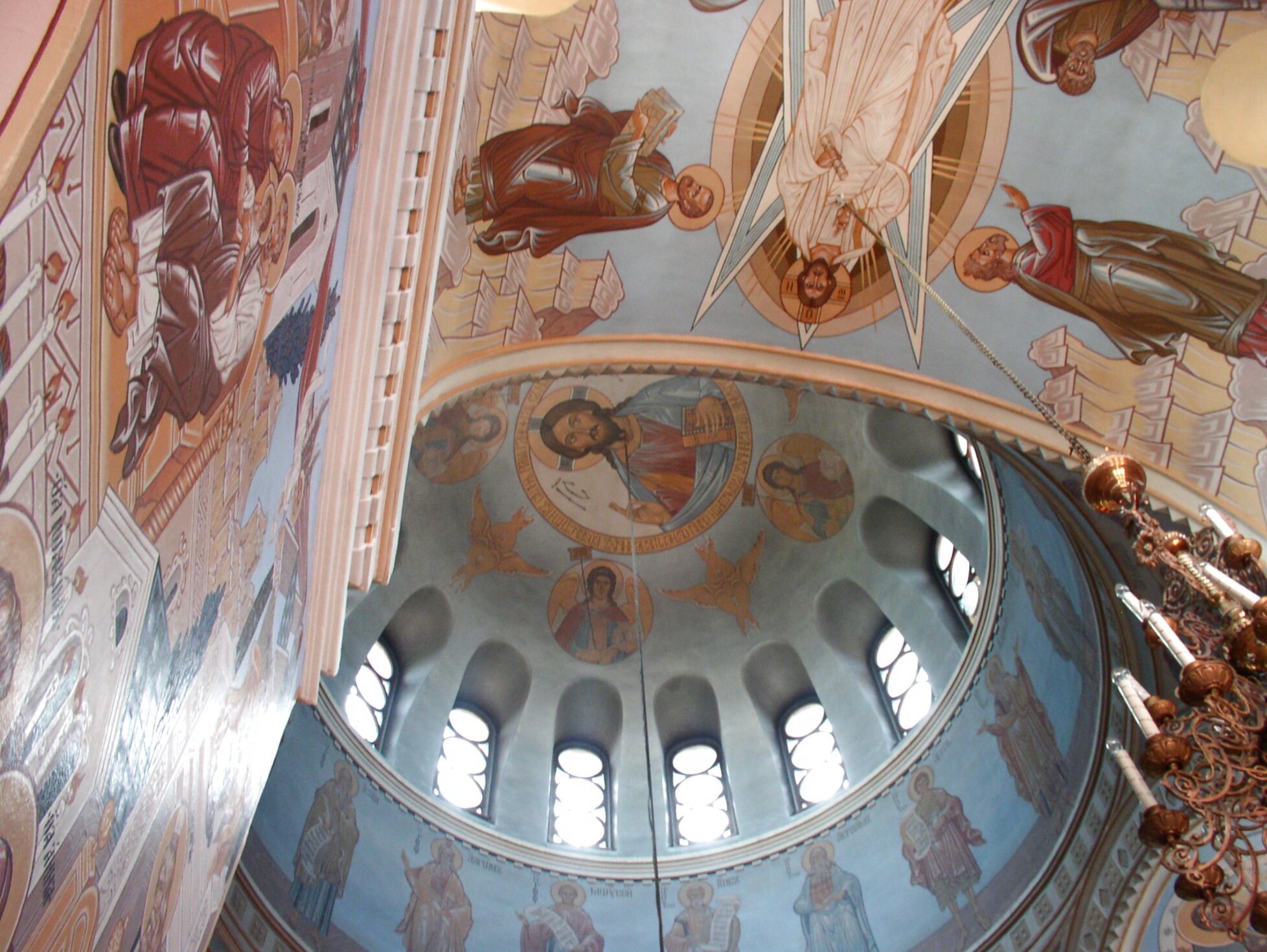 Роспись центрального купола Собора Александра Невского в Новосибирске