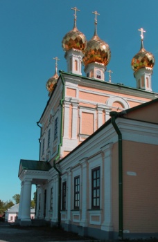 Воскресенская церковь в городе Плёс