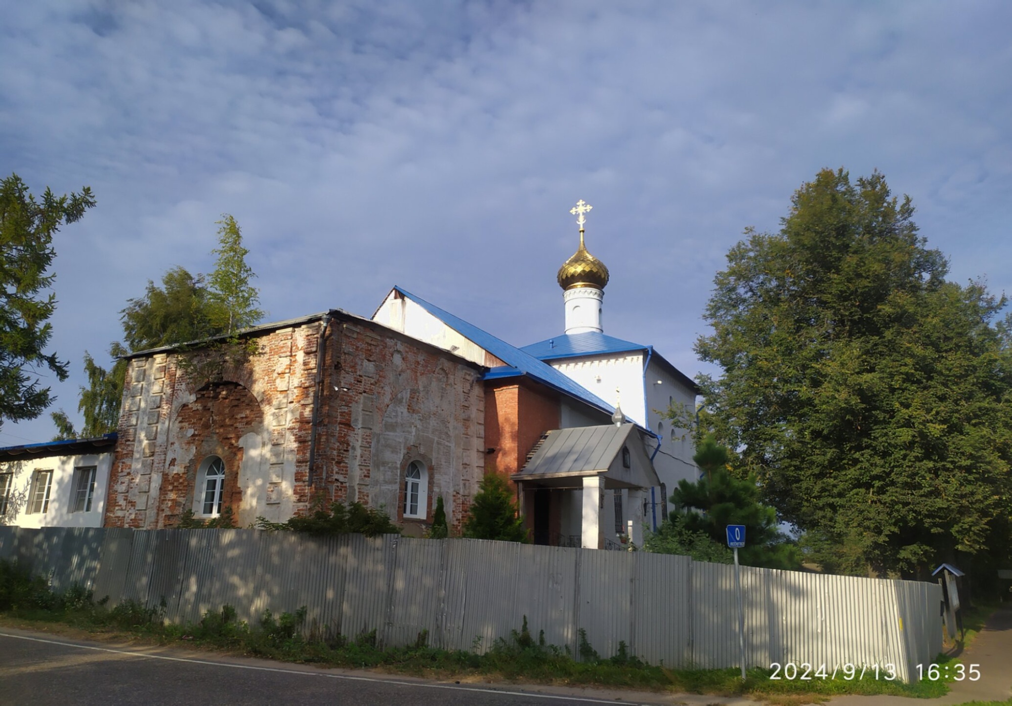 Церковь Тихвинской иконы Божией Матери в селе Титовское