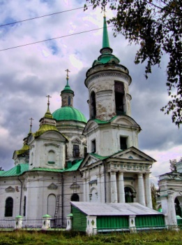 Храм Святителя Николая Чудотворца в селе Быньги