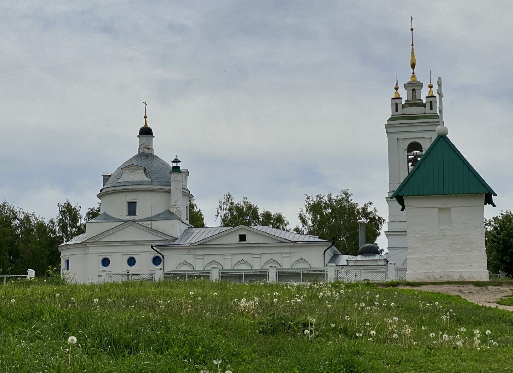 Церковь Казанской иконы Божией Матери в селе Константиново