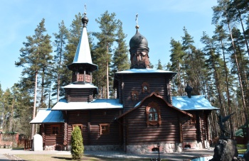 Храм в честь Коневской иконы Божией Матери в поселке Саперное