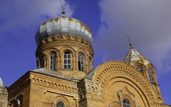 Церковь Воздвижения Креста Господня в селе Шляпники