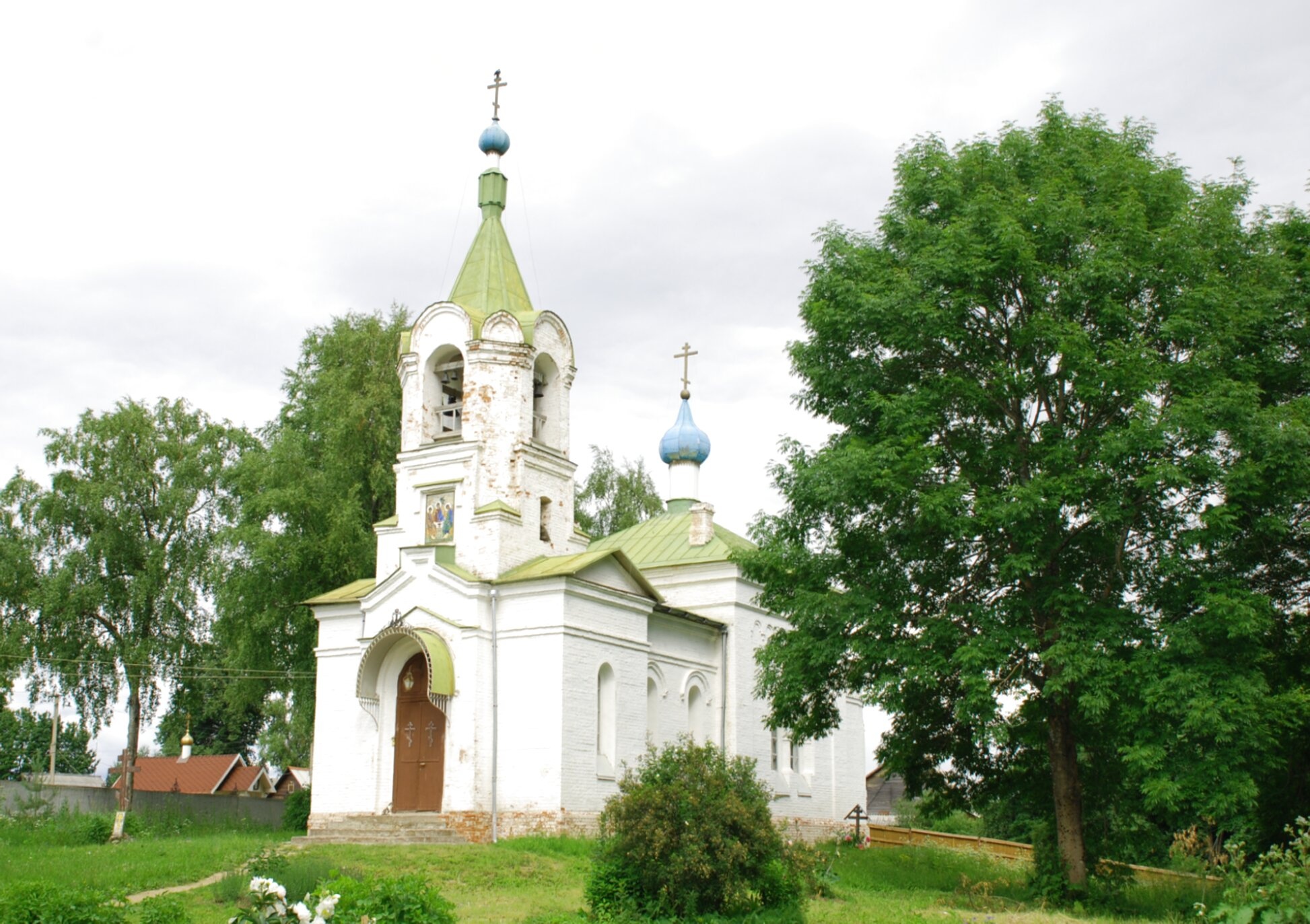 Троице-Георгиевская церковь в селе Озерёво
