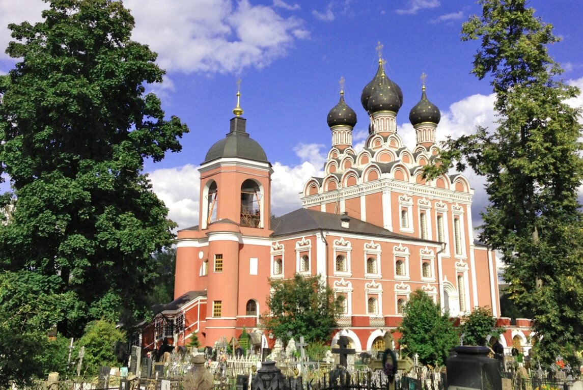 Храм Тихвинской иконы Божией Матери в Алексеевском