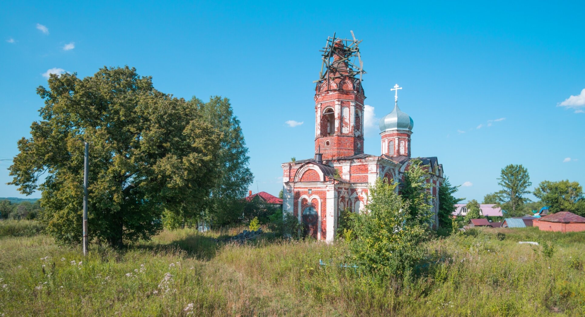 Церковь Михаила Архангела в селе Шарголи