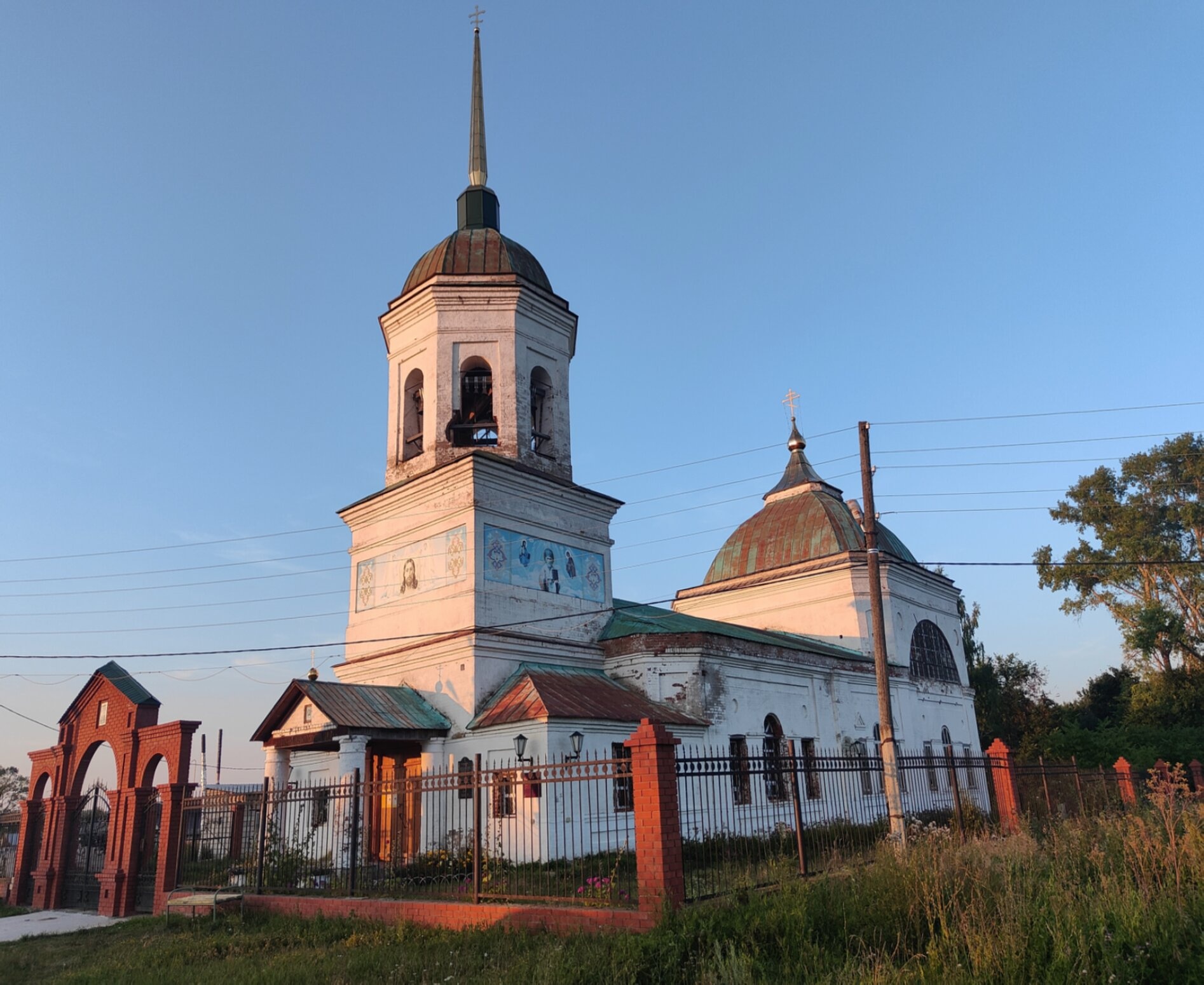 Церковь Покрова Пресвятой Богородицы в селе Красногорском
