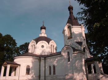 Церковь Святой Троицы в Лебедево