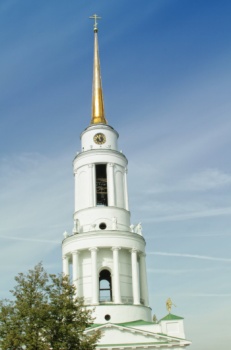 Надвратная колокольня Задонского Рождество-Богородицкого мужского монастыря