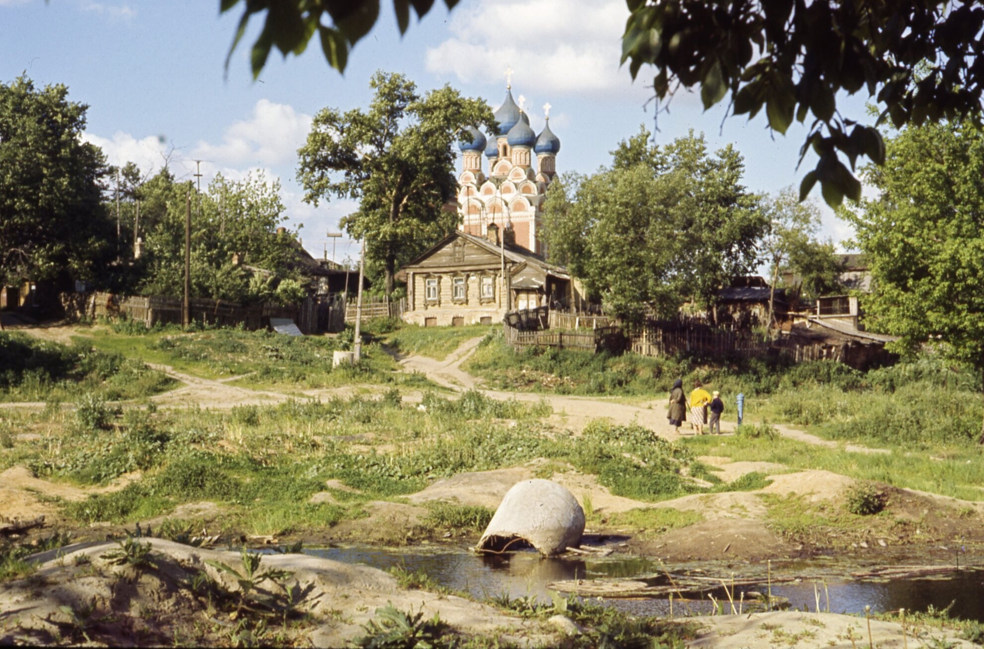 Тихвинская церковь в Алексеевском - историческая фотография