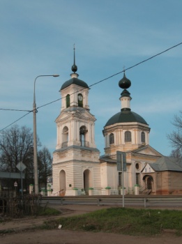Церковь Святых Апостолов Петра и Павла в Петровском