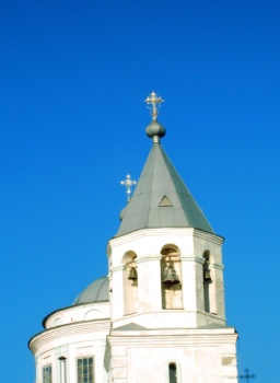 Церковь Вознесения Христова в селе Ыб: колокольня и купол