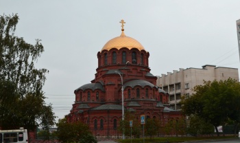 Собор во имя святого благоверного князя Александра Невского в Новосибирске