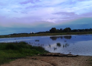 Вид на Свято-Юрьев монастырь с реки Волхов