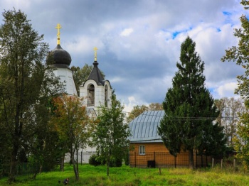 Храм Спаса Нерукотворного Образа в селе Деулино