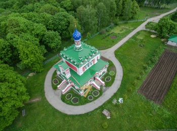 Храм первоверховных апостолов Петра и Павла в Старожилово