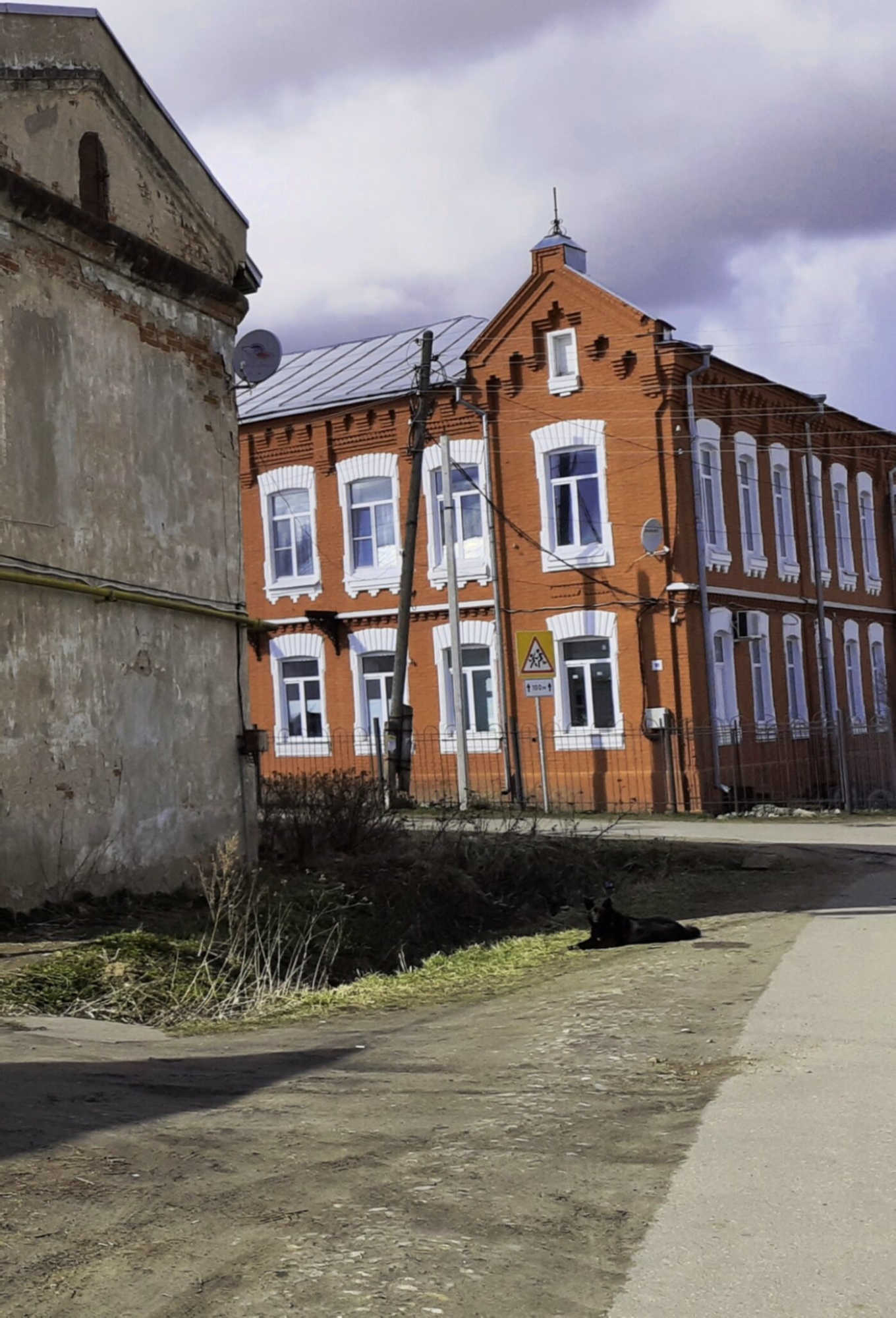 Церковь Воскресенская (Крестовоздвиженская) в селе Лахость