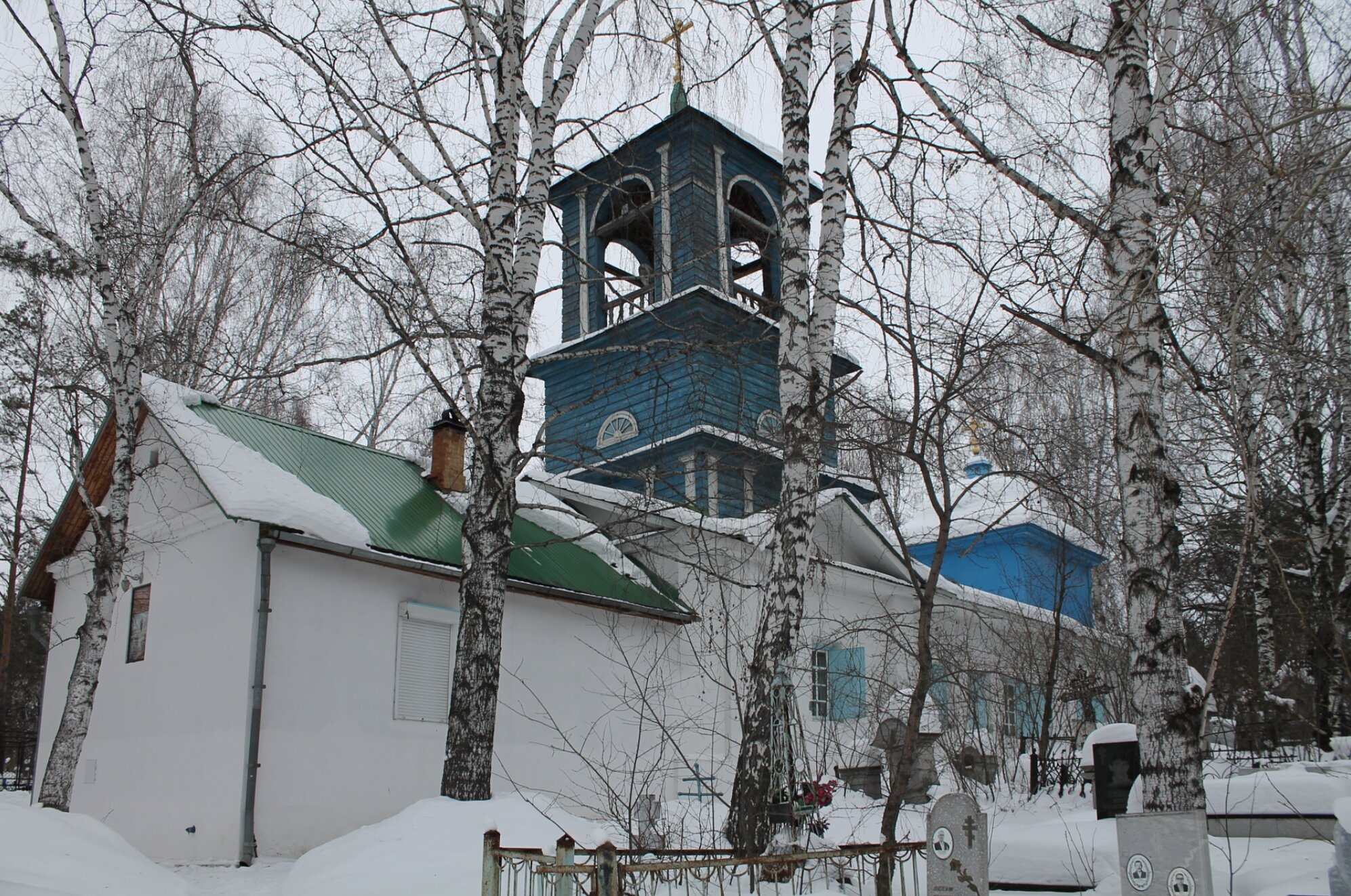 Вознесенская церковь в Невьянске - зимняя фотография