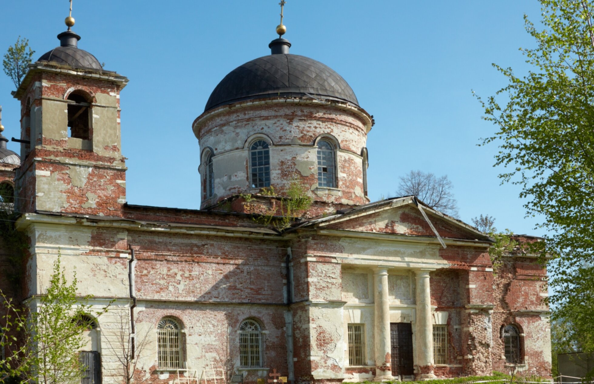 Храм Димитрия Солунского в селе Печетово
