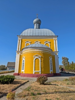 Храм во имя Всех Святых в городе Карачеве
