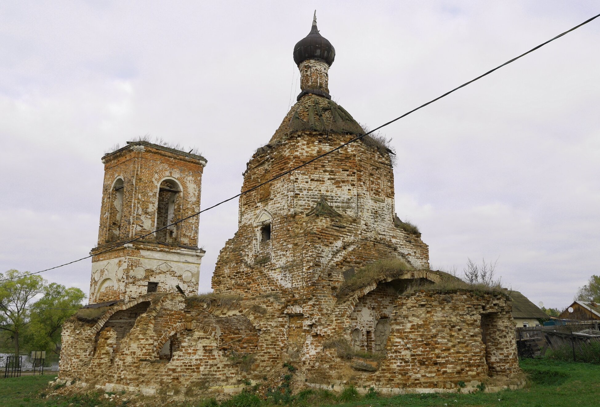 Церковь Рождества Христова в Каменищах (Суково)