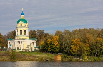 Храм Святителя Николая Чудотворца в селе Гребнево
