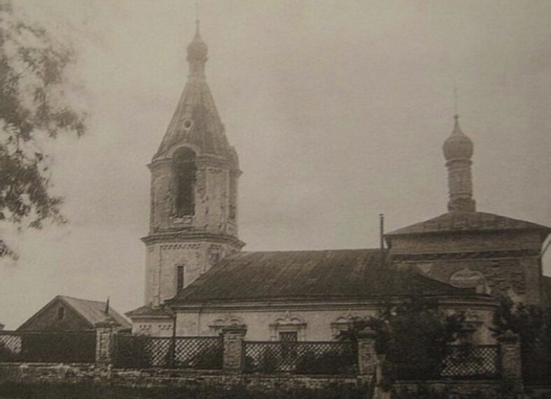 Храм Святителя Николая в Сабурове на исторической фотографии