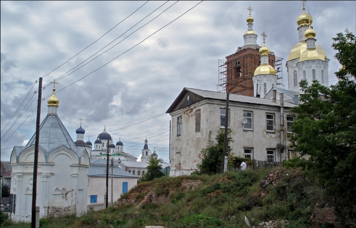 Церковь Рождества Пресвятой Богородицы в Спасо-Преображенском монастыре Арзамаса