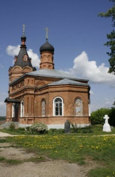 Храм Великомученика Димитрия Солунского в селе Дуброво