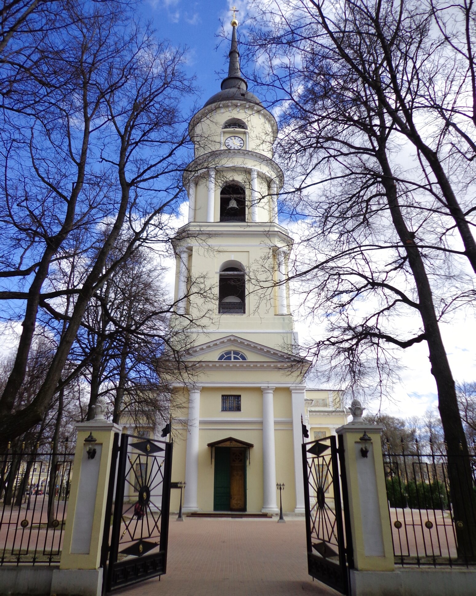 Троицкий кафедральный собор в Калуге