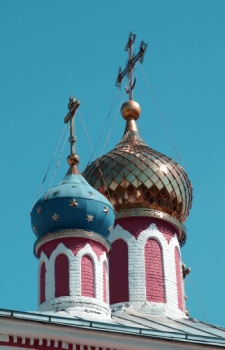 Церковь святых мучеников Флора и Лавра в Кашире - архитектура куполов