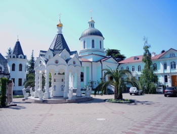 Собор Архангела Михаила в Сочи — старейший православный храм Черноморья