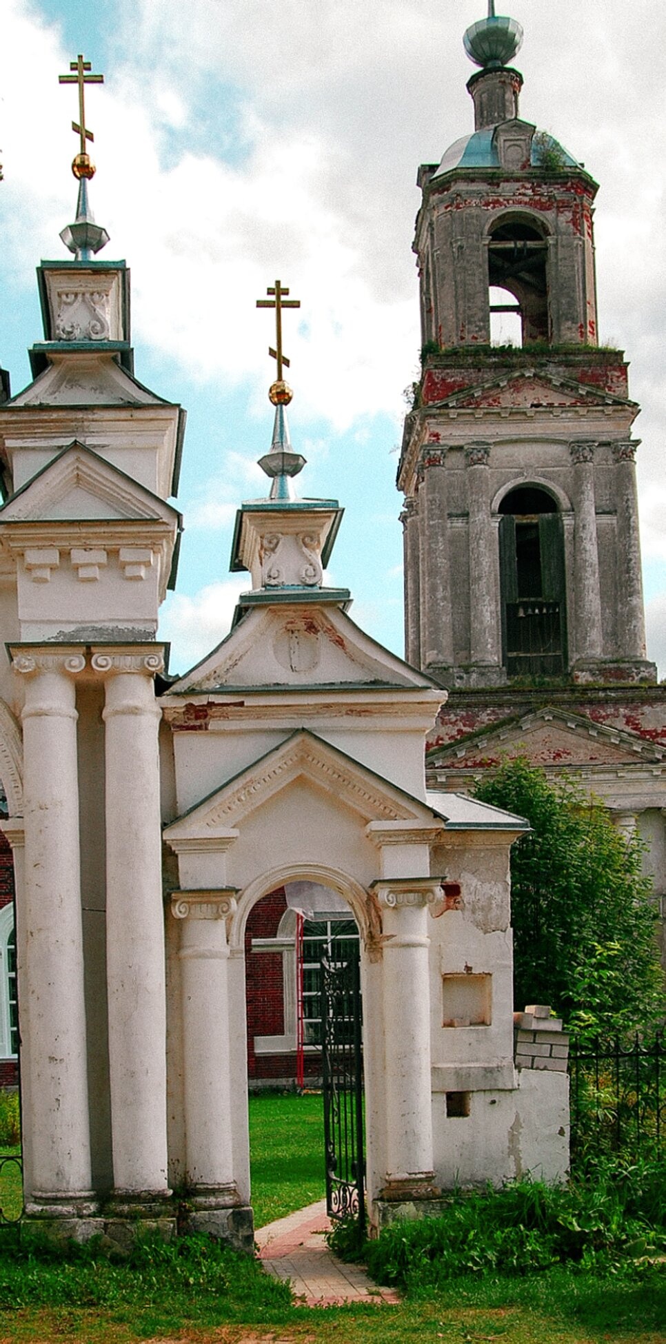 Никольская церковь в селе Николо-Ям - архитектурный ансамбль