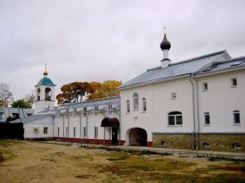 Снетогорский монастырь — древняя православная святыня Пскова