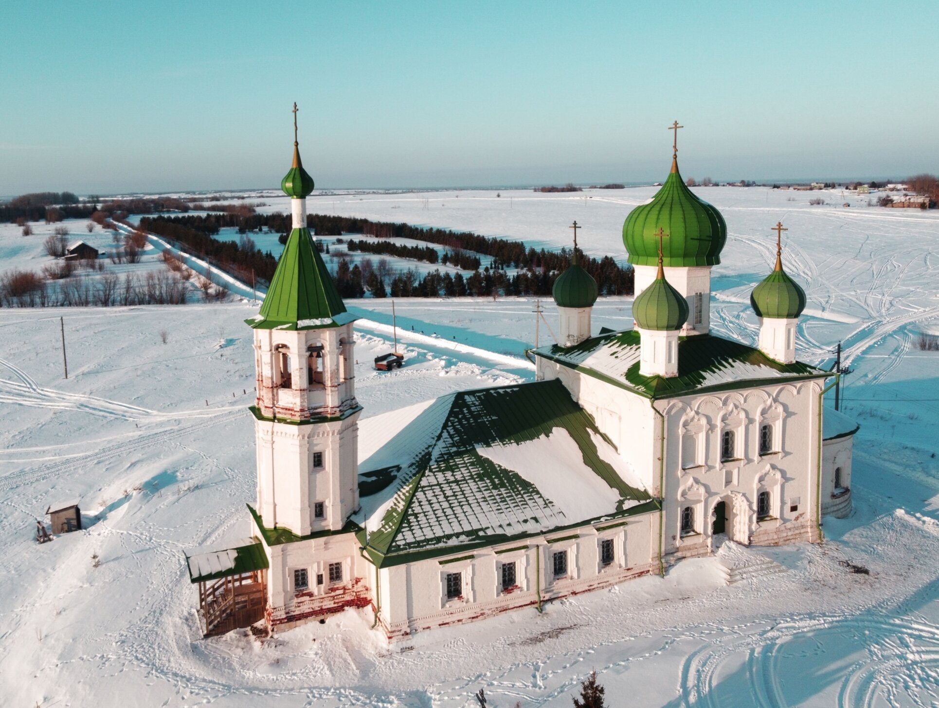 Церковь Димитрия Солунского в деревне Ломоносово