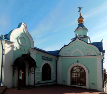 Церковная лавка в Курской Коренной Рождество-Богородичной пустыни