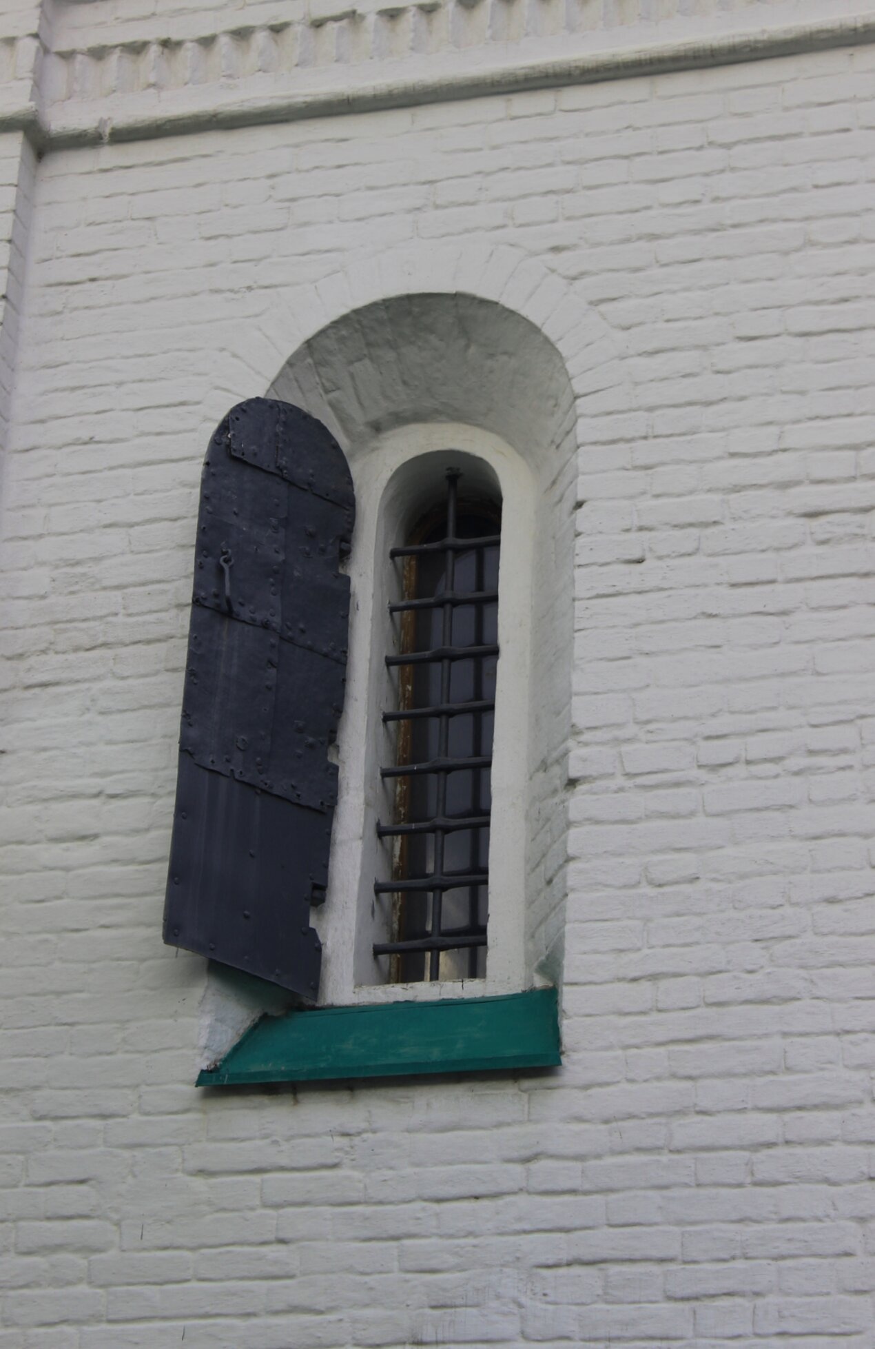 Архитектурная деталь Михайло-Архангельского собора в Нижнем Новгороде