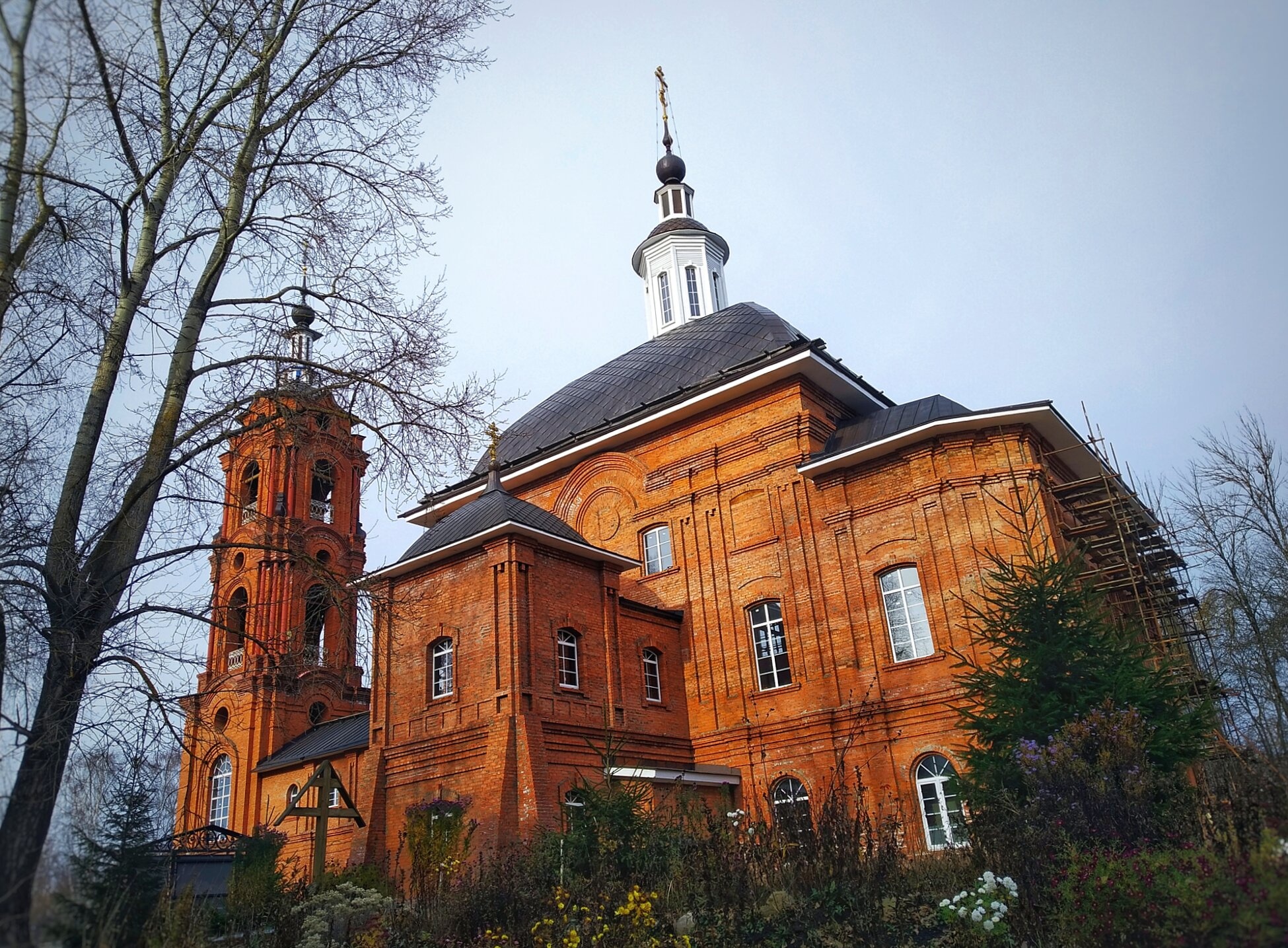 Свято-Лаврентьев мужской монастырь в Калуге