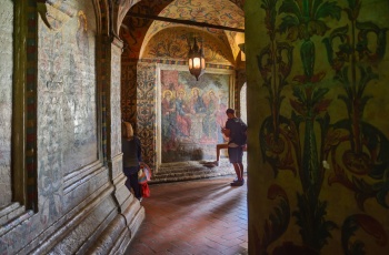 Интерьер и детали внутреннего убранства Собора Василия Блаженного в Москве