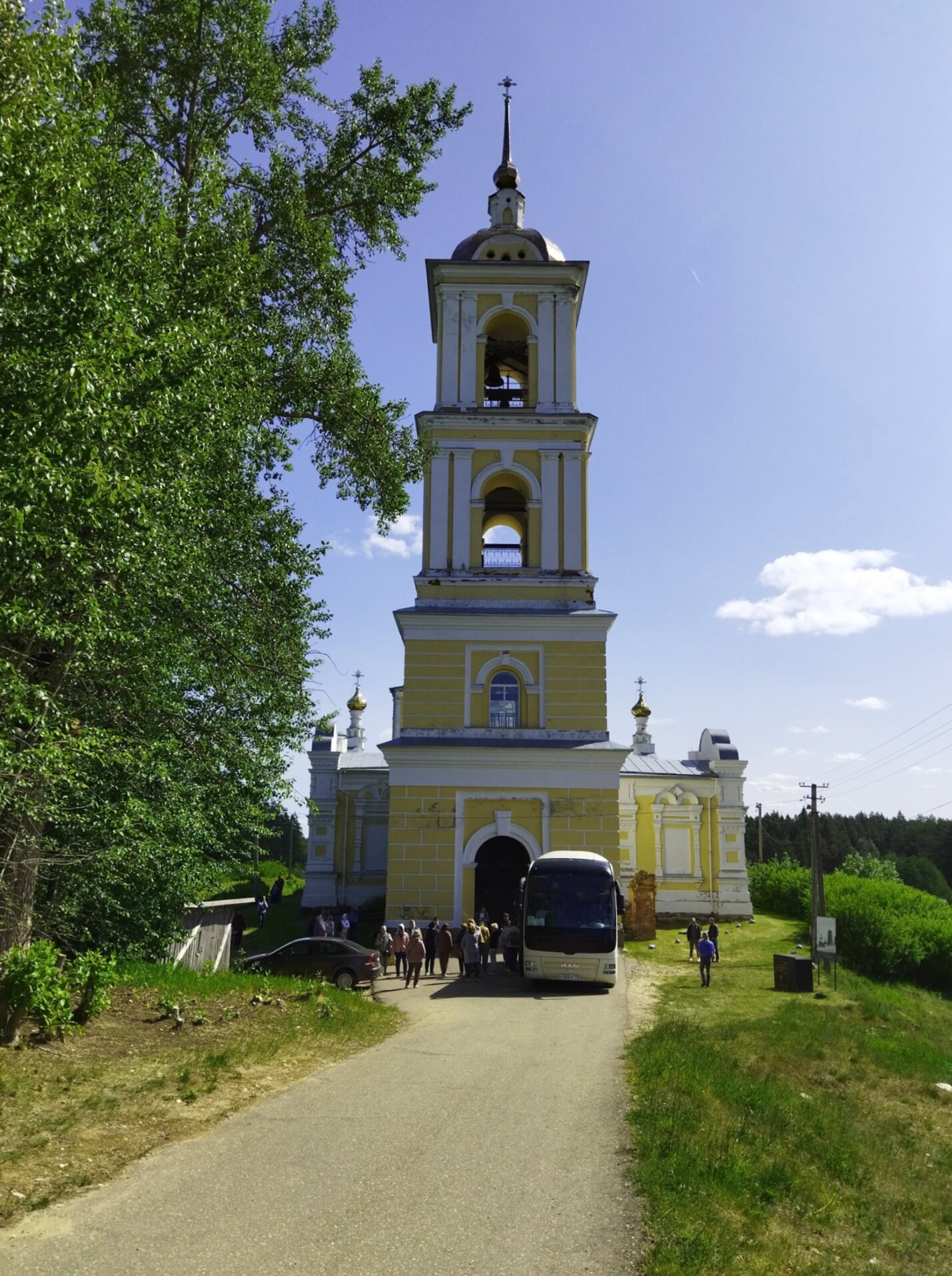 Церковь Смоленской иконы Божией Матери в селе Оковцы