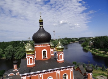 Воскресенский собор в Старой Руссе