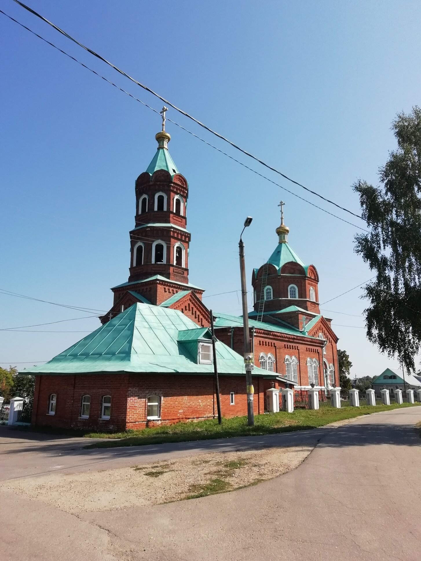 Храм Живоначальной Троицы в селе Безводное