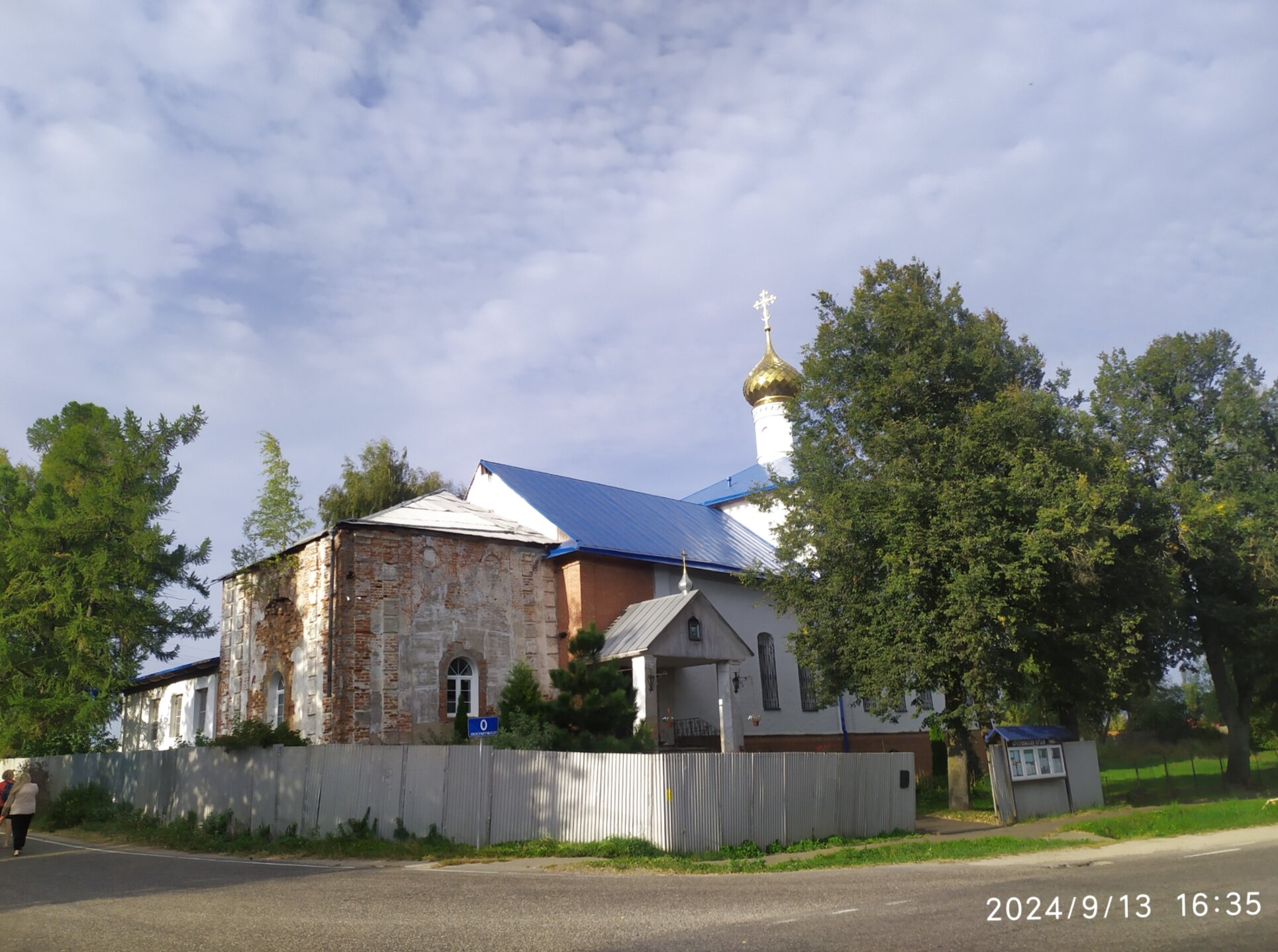 Церковь Тихвинской иконы Божией Матери в селе Константиново