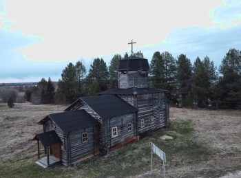 Покровская церковь в Усть-Ваеньге - памятник русского деревянного зодчества