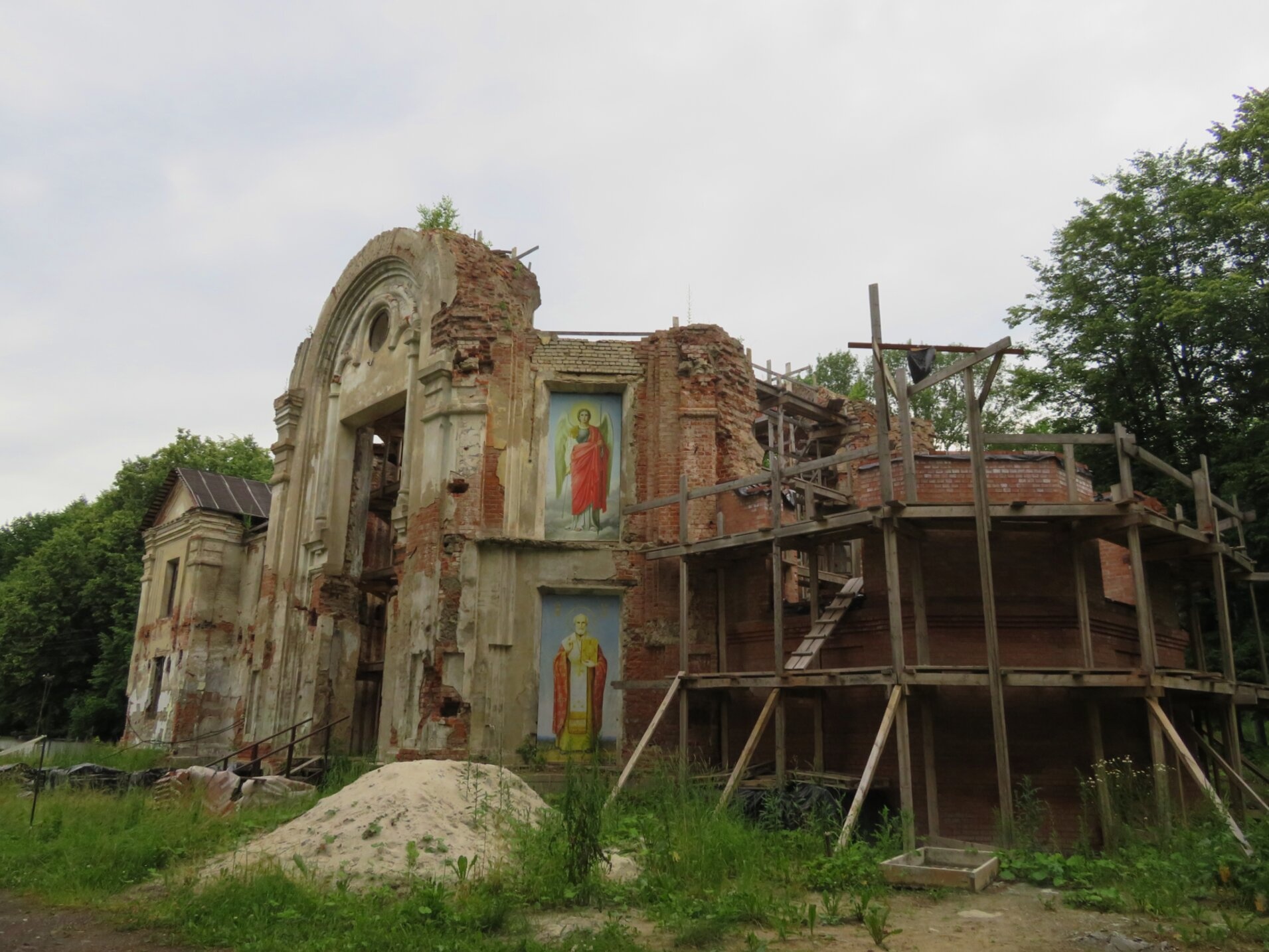 Храм святителя Николая Чудотворца в Ровках (Чехов)