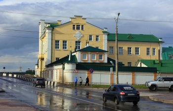Свято-Троицкий мужской монастырь в Чебоксарах