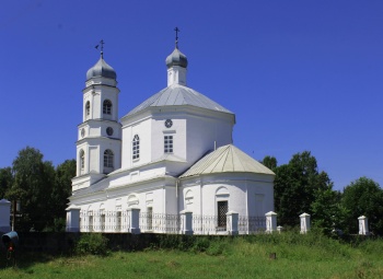 Храм в честь Казанской иконы Божией Матери в селе Рашкино