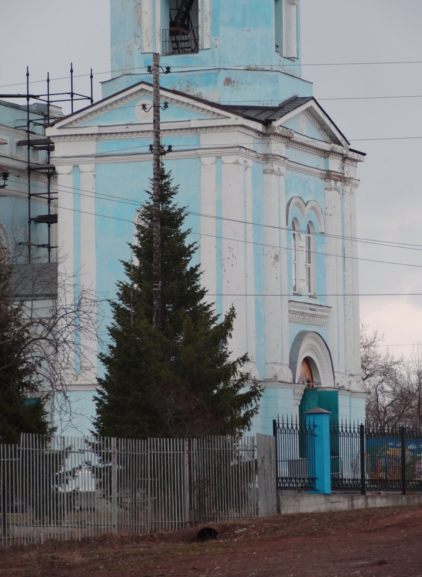 Храм Покрова Пресвятой Богородицы в Каменске-Уральском