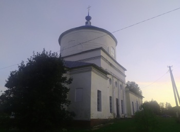 Церковь Рождества Пресвятой Богородицы в селе Махра