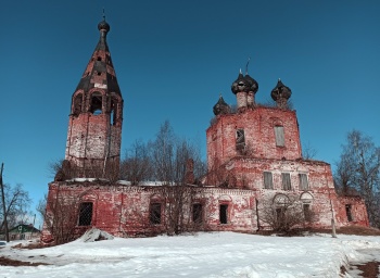 Церковь Троицы Живоначальной в селе Марьинское
